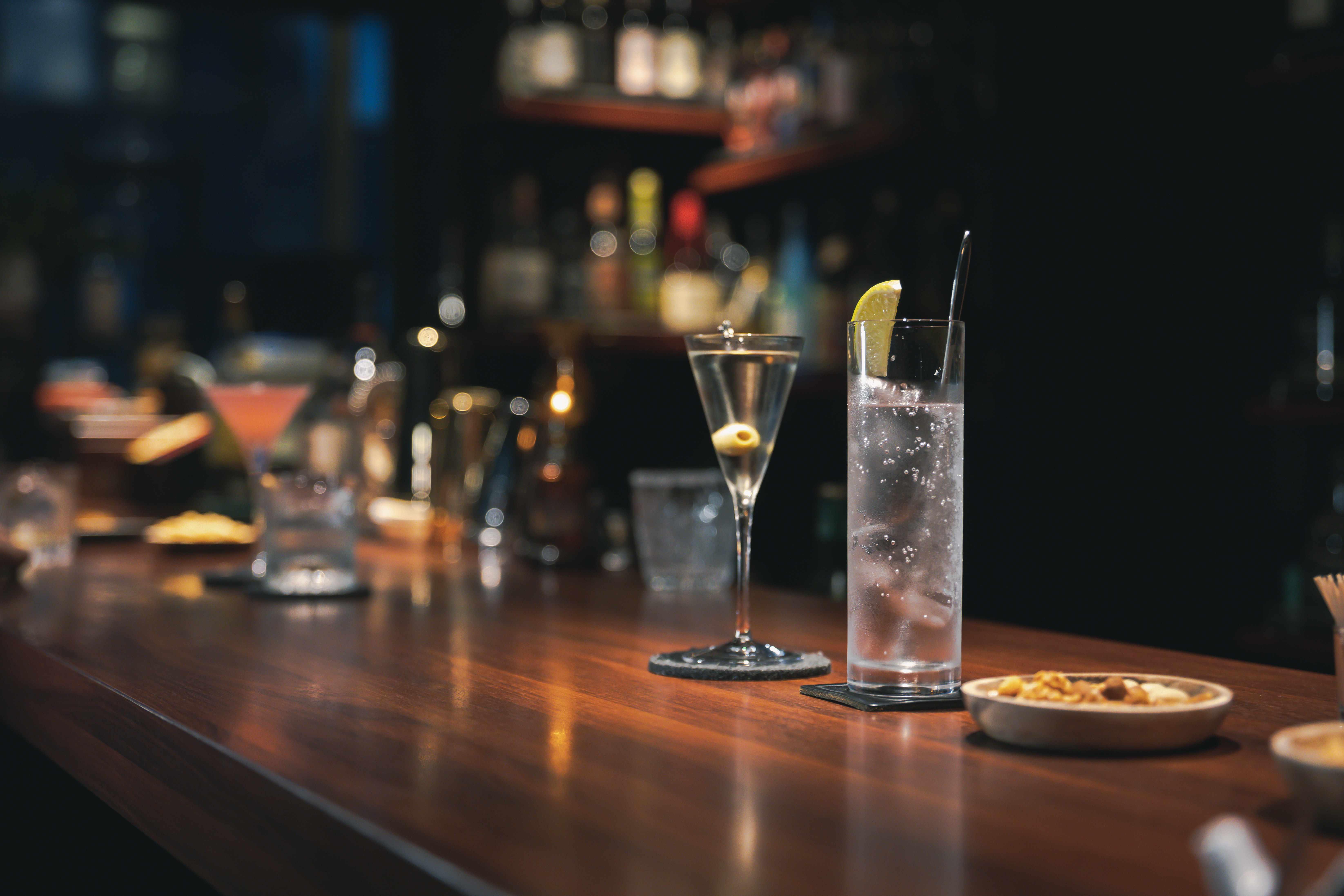 bar「de・トックス」でバーテンダー・バリスタ体験!!